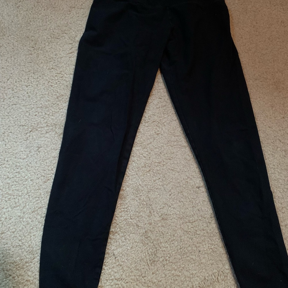 Black leggings